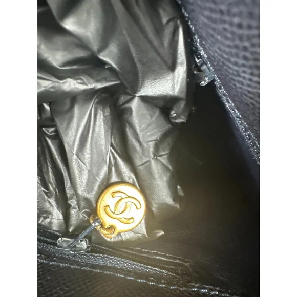 Authentic CHANEL Black Grained Calfskin Shopping Tote - Picture 10 of 15